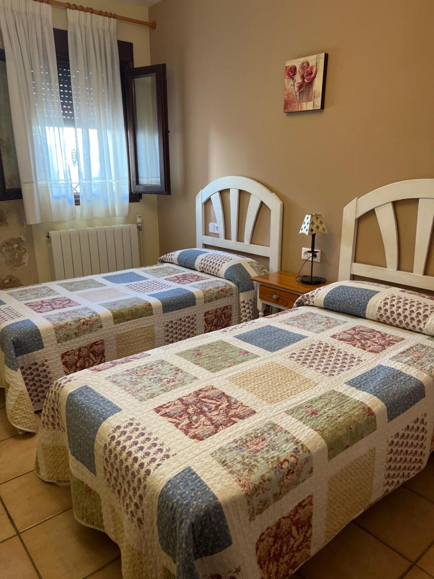 Apartamentos Los Parrales Villalba de la Sierra Dış mekan fotoğraf